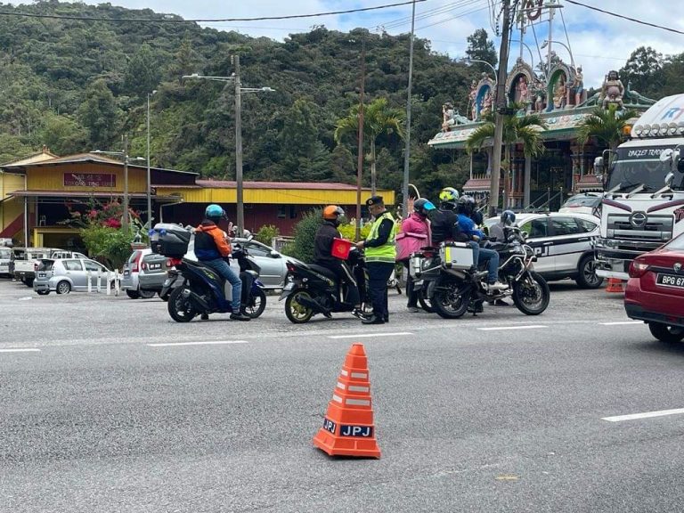 Ramai memandu tanpa lesen3