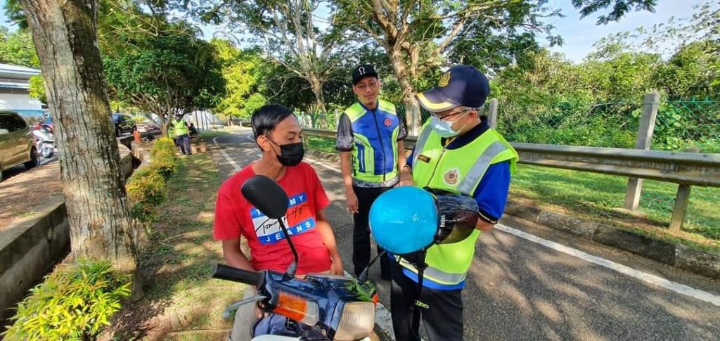 Topi keledar untuk keselamatan 2